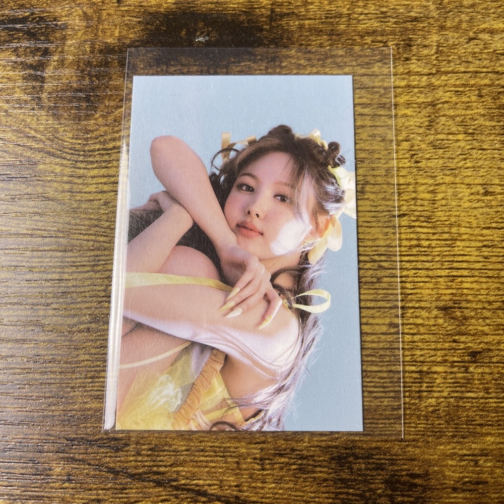 Kpop Nayeon 1st Mini Album I'm Nayeon Official Buissnes card